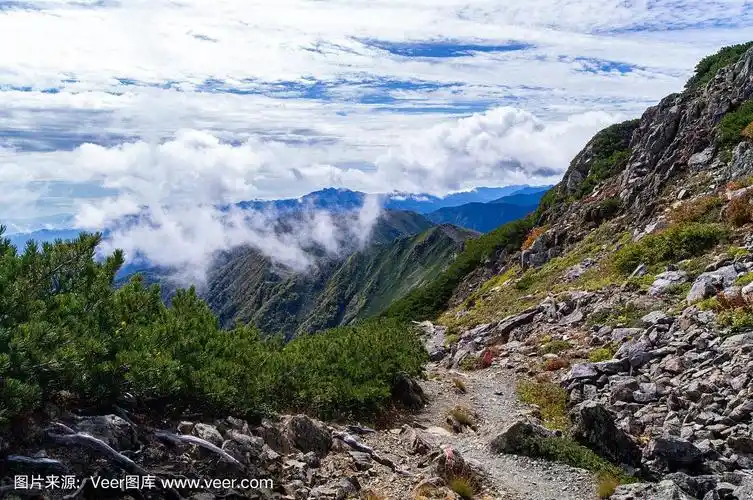 南阿尔卑斯山,日本山梨县县