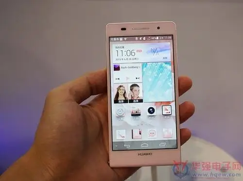 华为新机p6亮相mae2013 粉色版为女性定制