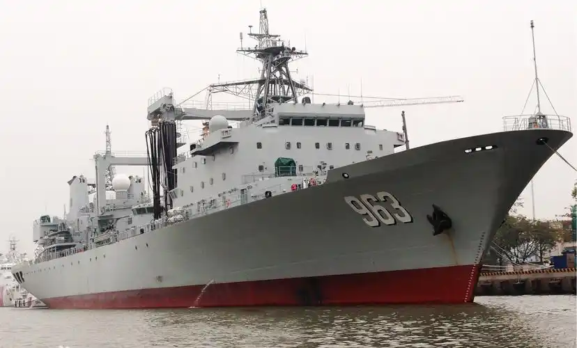 963洪湖号,903a型综合补给舰,2016年7月加入南海舰队服役.