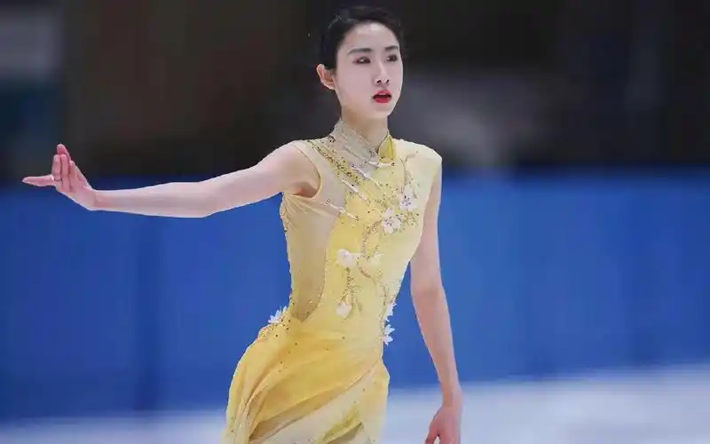 花样滑冰陈虹伊2020中国杯旋转定级合集