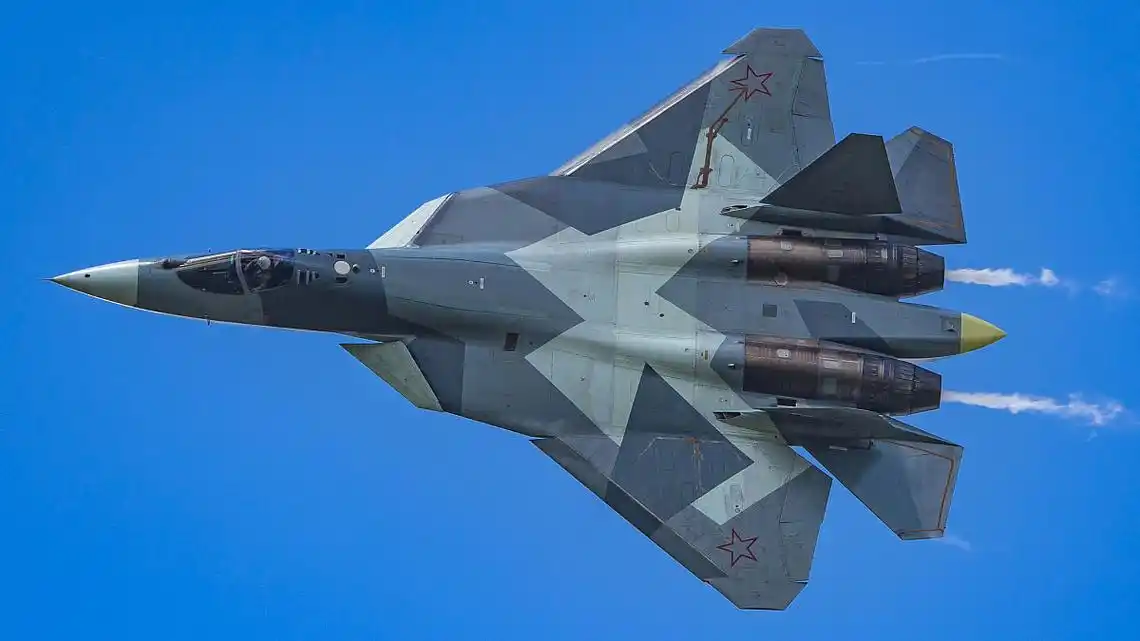 俄罗斯的苏57跟美国的f35战斗机相比,究竟谁更强?