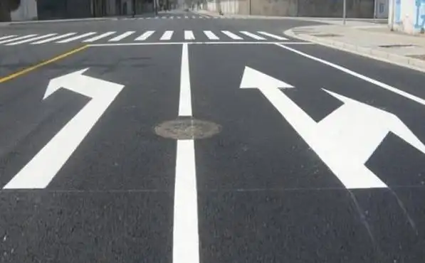 交通标线是什么材料?