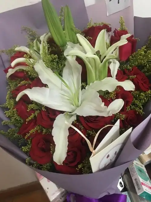 收到男朋友送的花后