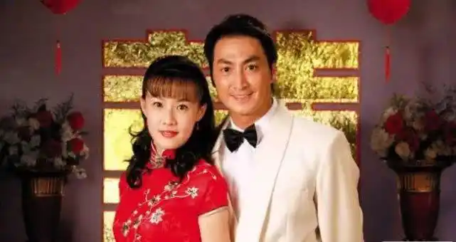 原创"展昭"何家劲今天结婚?承诺60岁时迎娶前女友,女方拒绝回应!