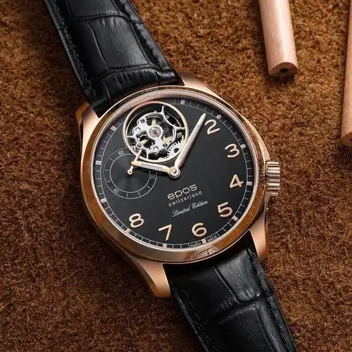 40岁左右男士手表推荐,40岁左右的男士戴什么手表(三四十岁男人秋冬