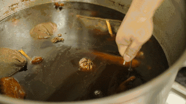 老师傅做了30年卤菜,公布最齐全卤汁配方,附保存方法,值得收藏