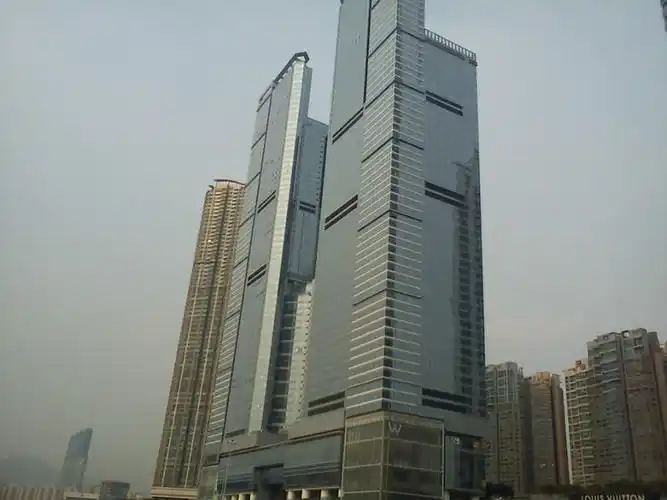 香港九龙站楼盘天玺1902尺房价1.6亿