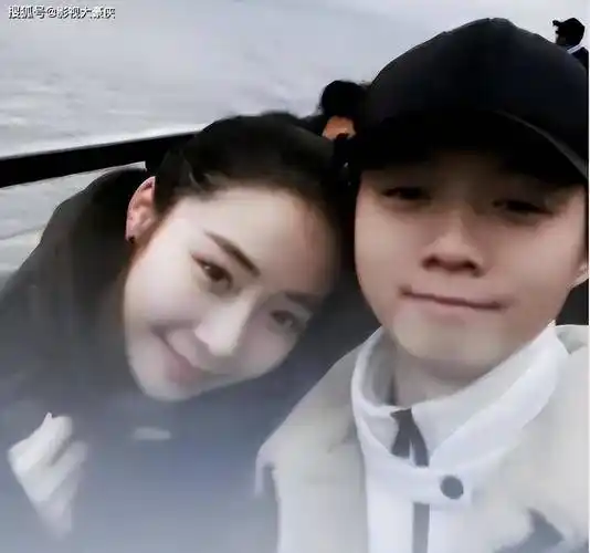 许久未见的霍尊终露面,剪掉了长发,也把"娘"字拿掉了?