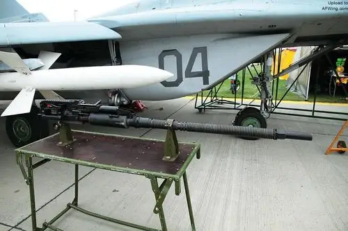 战斗机永远的朋友——机炮