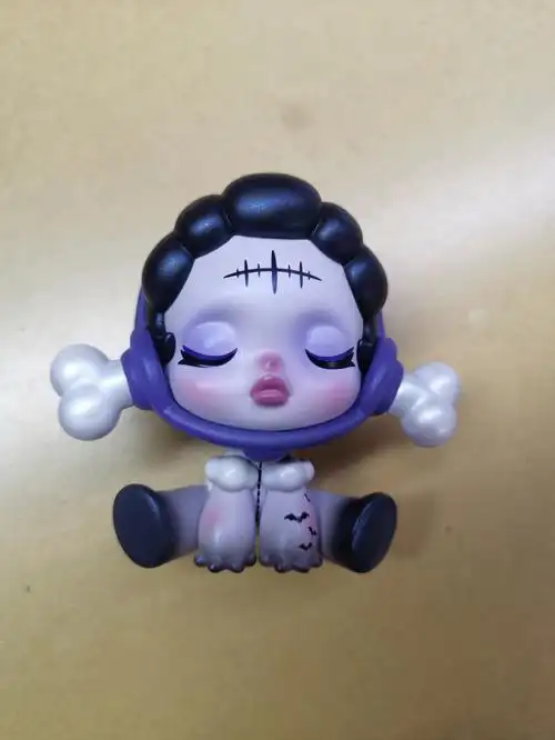 泡泡玛特漂亮的幽灵连纸尿裤都是闪闪发光