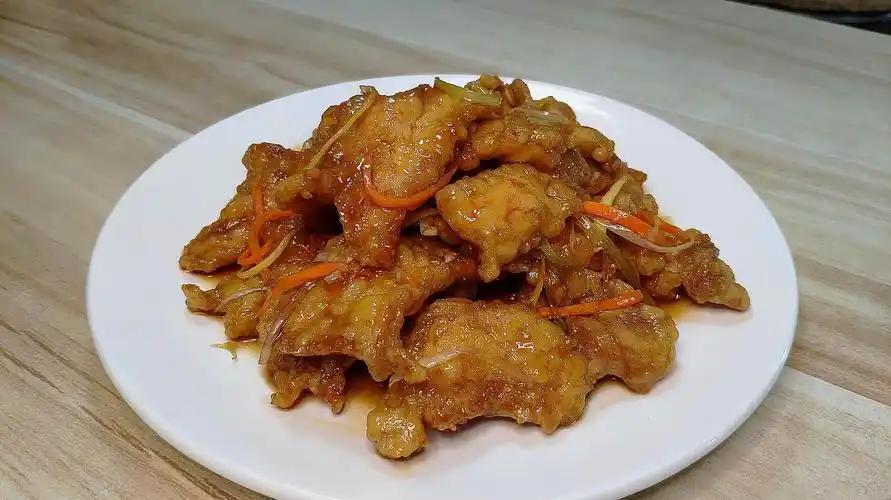 分享六道家常美食:锅包肉上榜,番茄鱼鱼肉鲜嫩超好吃!