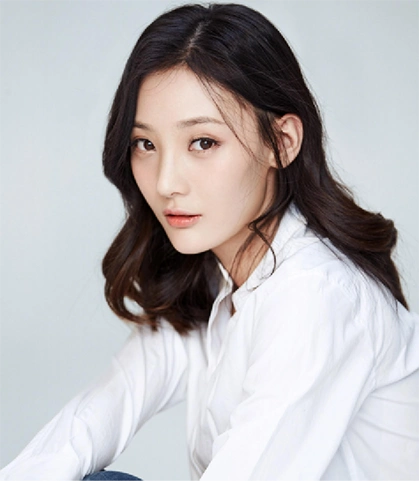 张恒羽山东戏剧学院表演系本科毕业代表作品:《知否》李歌毕业于总政