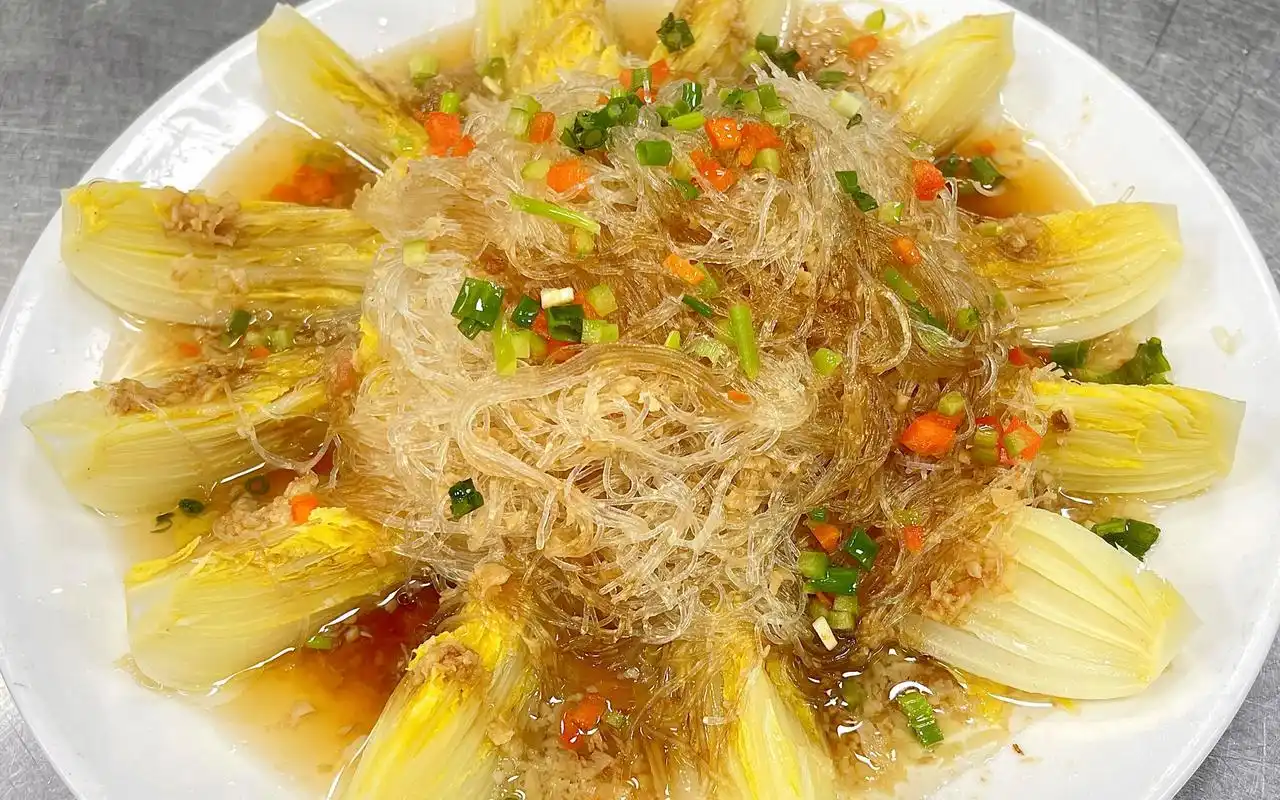 蒜蓉粉丝蒸娃娃菜怎么做才好吃呢?大厨教你方法,蒜香浓郁又美味