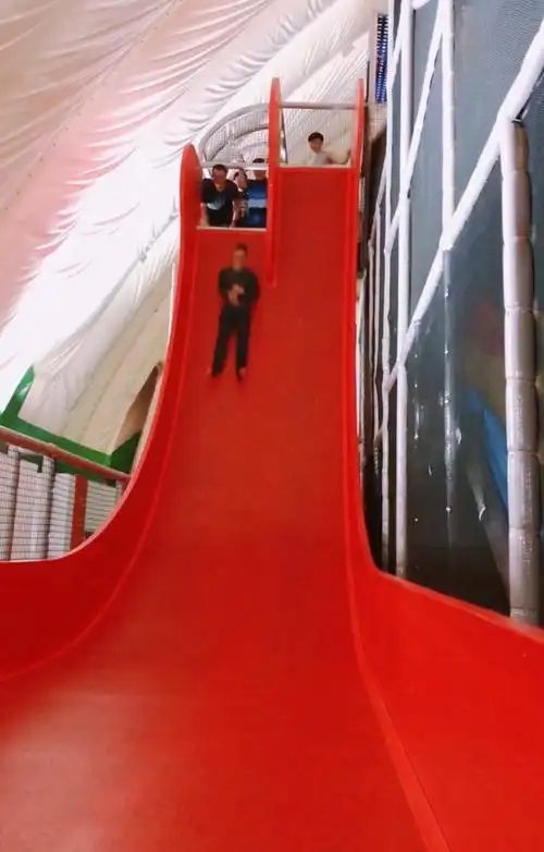 魔鬼级滑梯,挑战极限