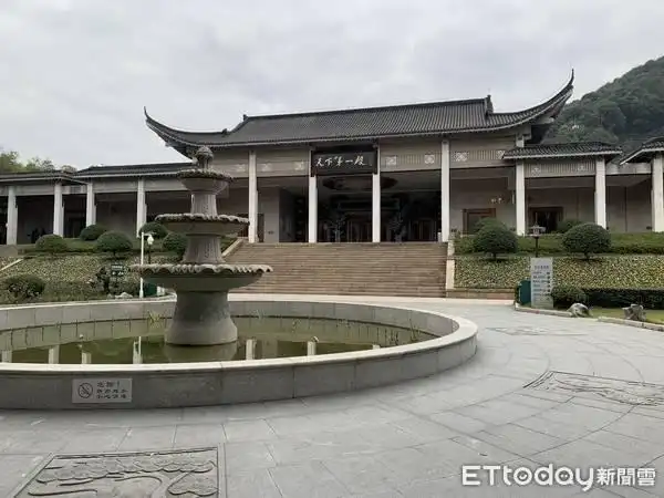 高以翔遗体进行防腐处理 殡仪馆现场多名保安戒备