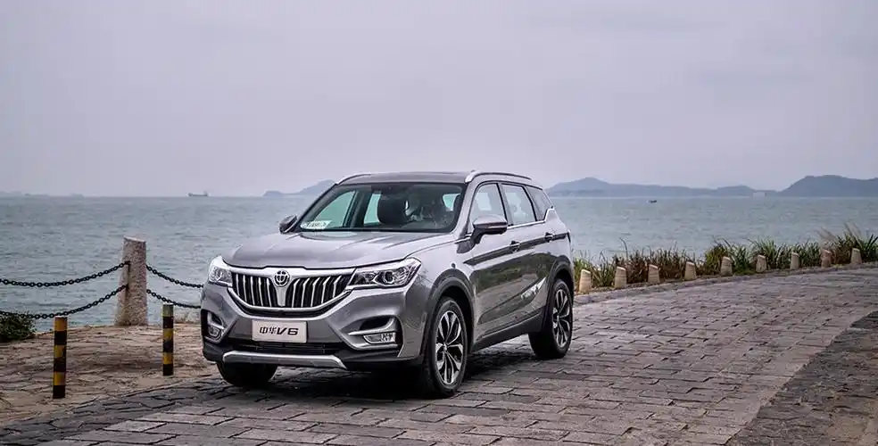 【华晨中华v6 宽体智联suv震撼上市8.79万起】-汽车专题-易车