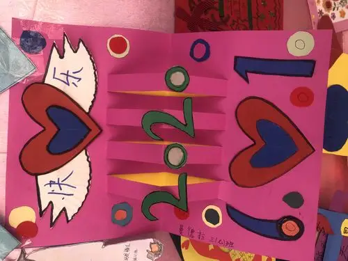 "你的梦想,我来见证"托里一小开展六·一梦想卡制作展示活动