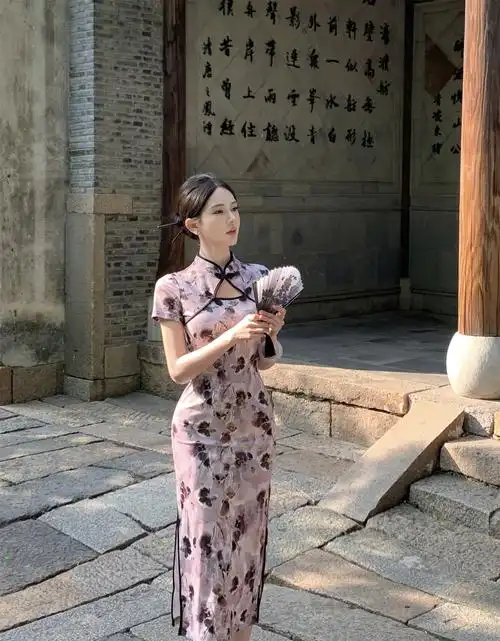 实拍视频 新款复古民国风改良旗袍印花镂空开叉中长款连衣裙 - 17网