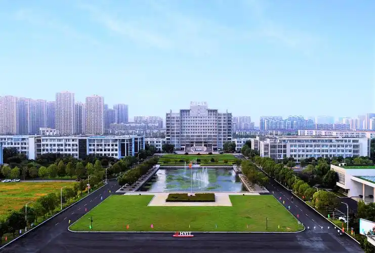 学习强国:淮阴工学院:实施人才战略 助推地方高质量发展-淮阴工学院新