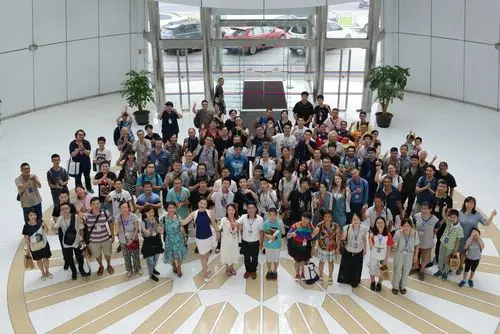 今年的贝友集体照最有特点了,俯拍.