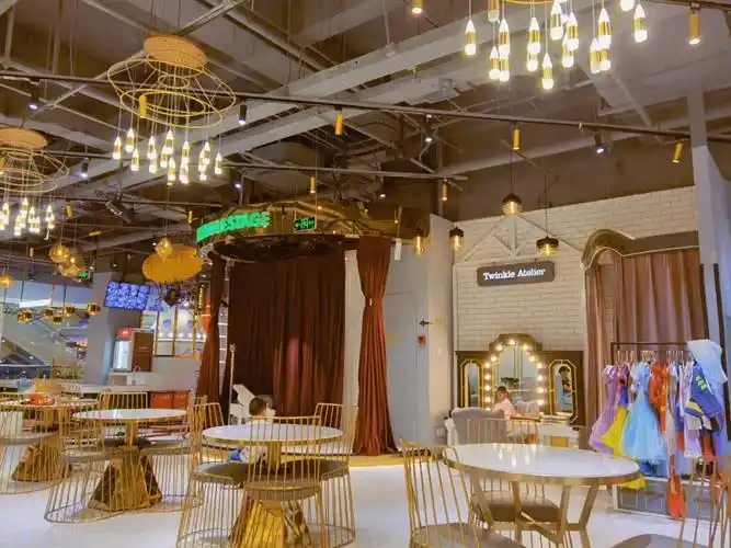 打卡魔都联洋广场twinkle亲子餐厅