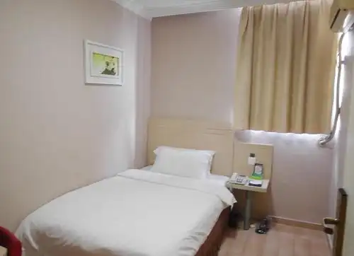 单人房(无独立卫生间)