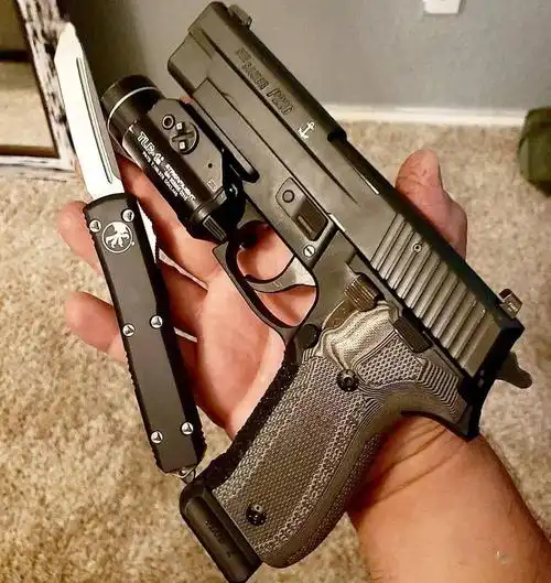 海豹专属西格绍尔公司p226手枪图集