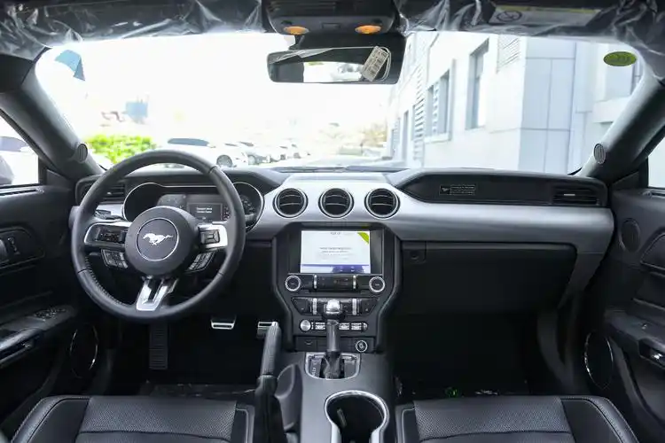 mustang方向盘-空间-发动机-易车
