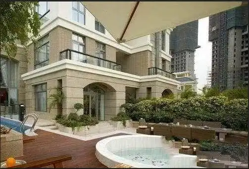 黄圣依价值过亿豪宅曝光网友炸开了锅贫穷限制了我的想象