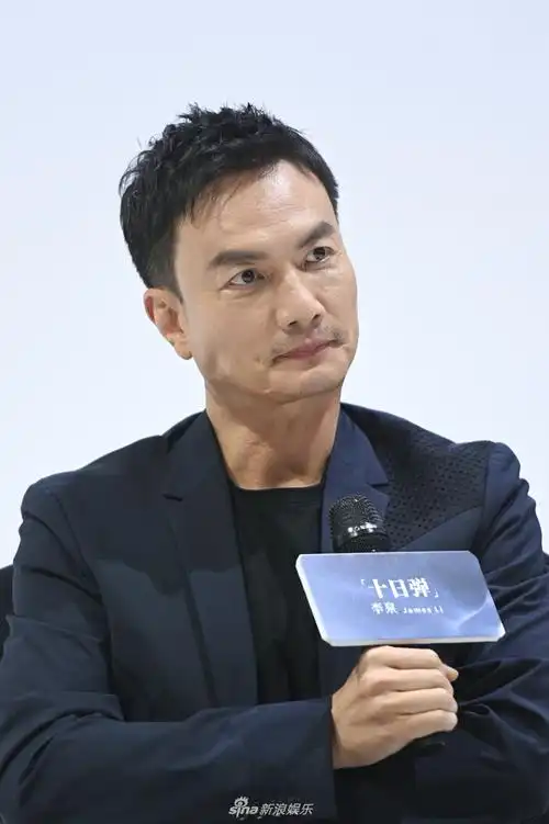 组图:李泉举行新专辑《十日弹》分享会 讲述专辑创作背后故事_高清