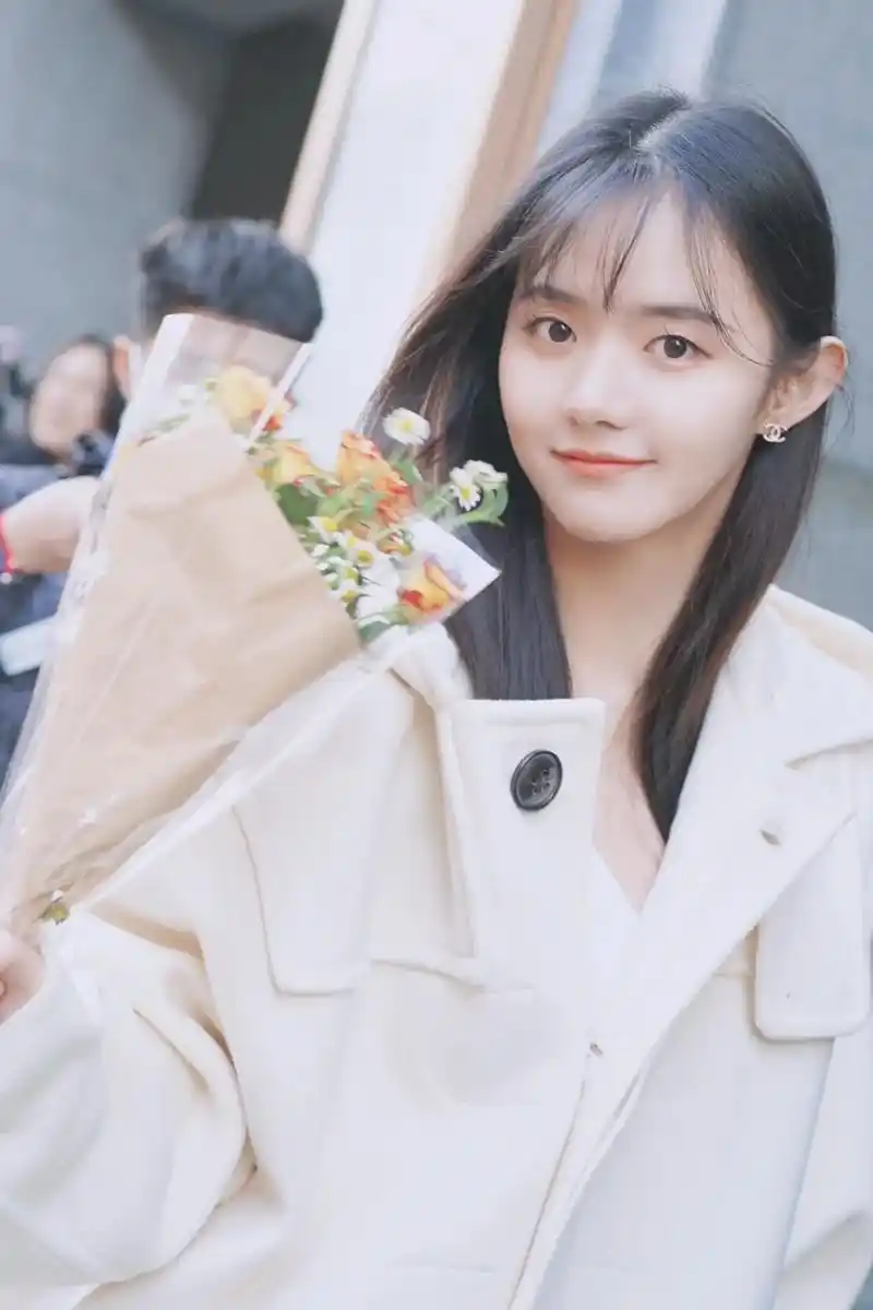 谁能抵抗snh48姜杉的美颜冲击啊!