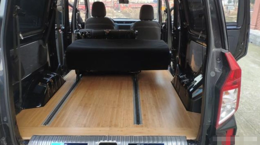 五菱宏光plus内饰改装魔幻座椅双人床若能量产要啥汉兰达