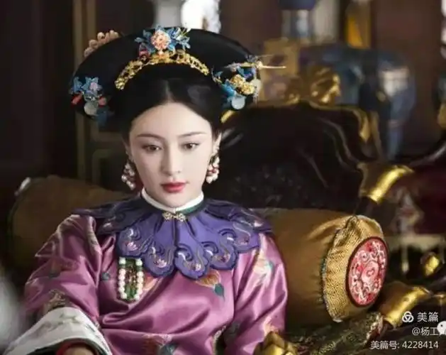 《如懿传》中胡可饰演苏绿筠