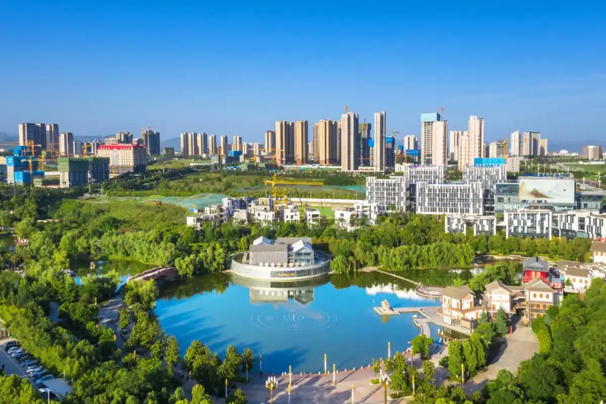 《人民网》 安康高新区四家企业获得陕西省文化产业"十百千"工程认定-