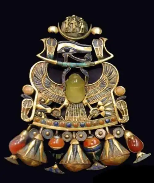 古埃及的神话体系中的圣甲虫