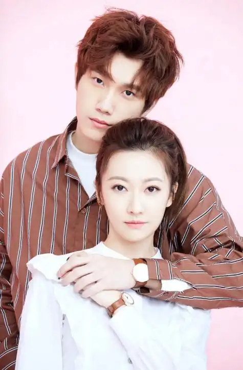 《不知东方既白》收官 余玥宋一雄cp写真撒狗粮