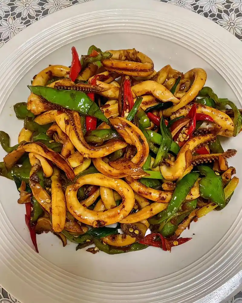 好久没吃鱿鱼了,今天 - 抖音