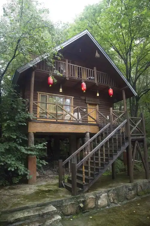 老界岭的小木屋