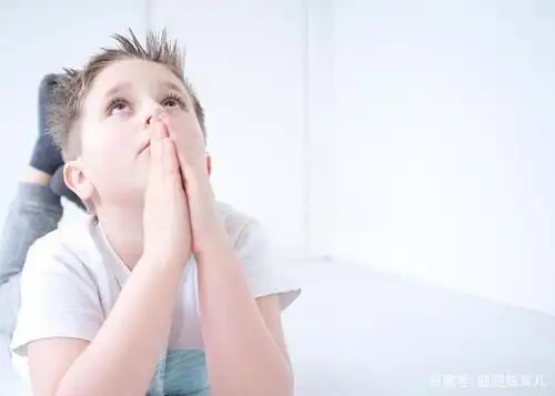 孩子爱发呆就是笨?家长要转换固化思维,不要错过孩子的隐藏潜能