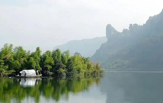 恩施清江闯滩自助游自驾游攻略