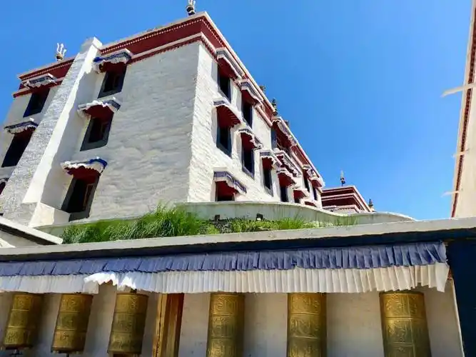 旅行包头五当召寺