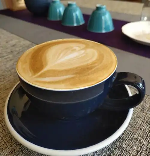 75推荐这款燕麦拿铁材料:图2,oatly燕麦奶,咖啡大师图3,咖啡豆oatly