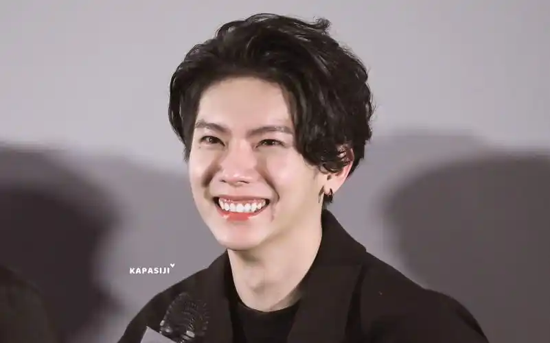 怎么会有这么可爱的男孩子!|热爱105°c的你