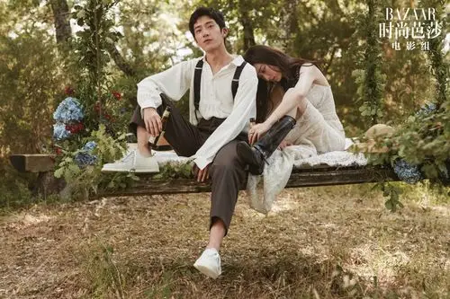 倪妮井柏然首次合拍封面大片 演绎意式浪漫