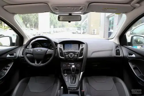 【 福特福克斯三厢高清图片】_深色内饰_内饰_搜狐汽车网