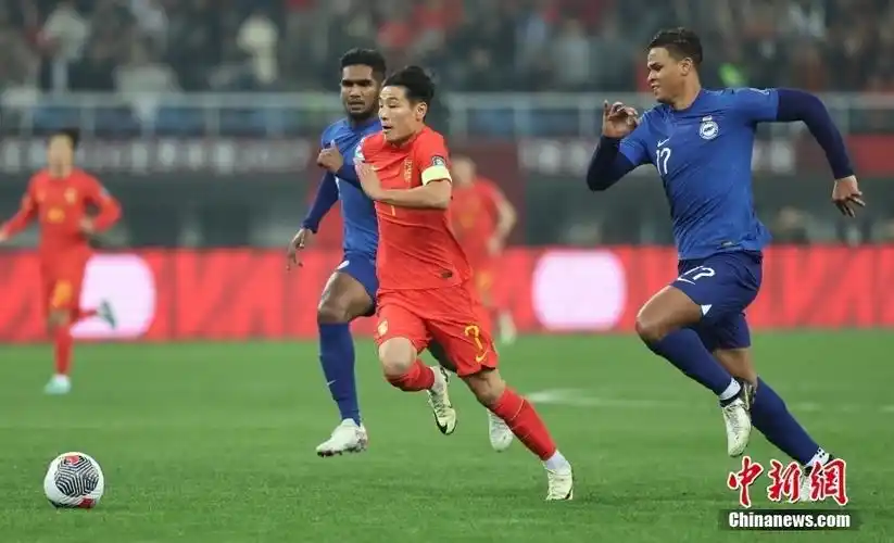 世界杯预选赛中国队41大胜新加坡队