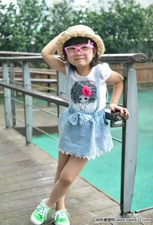 五岁漂亮小妞:漆佳希(2) - 宝宝照片