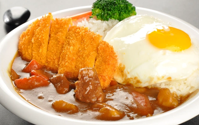 一组咖喱饭的美食照片,你喜欢吗?