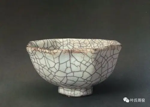 【2017北京故宫博物院】哥窑瓷器展︱③哥窑八方杯(超清资料图)