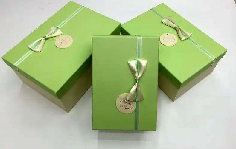 韩版爆款6色礼品盒 节日礼物包装盒 圣诞节礼盒 **纸盒 .